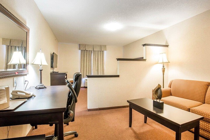 Room 5 of 36