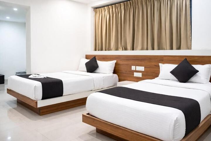 Room 5 of 23