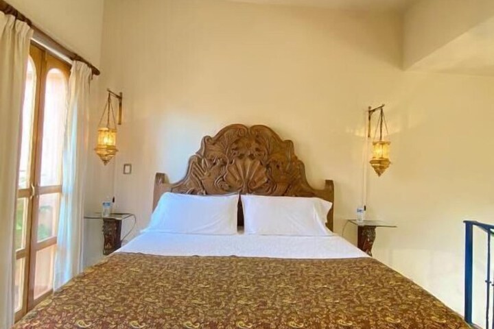 Room 5 of 46