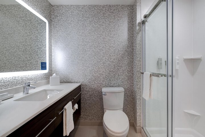 Bathroom shower
