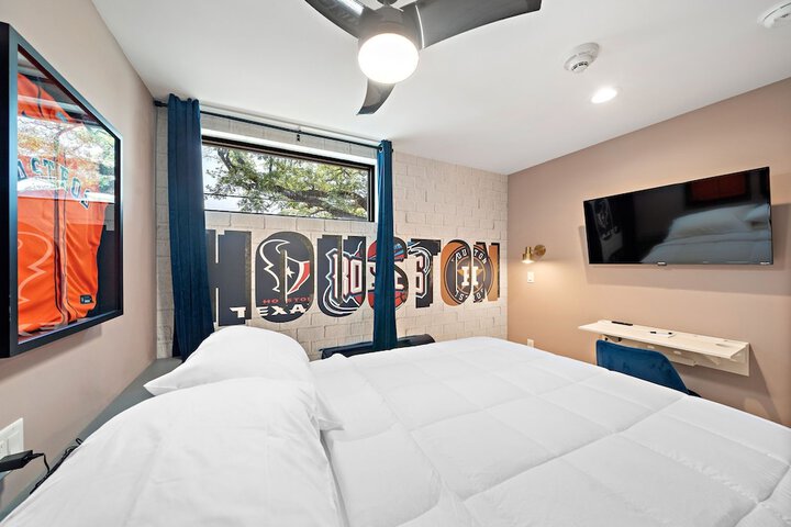 Room 49 of 111