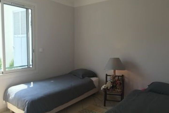 Room 6 of 22