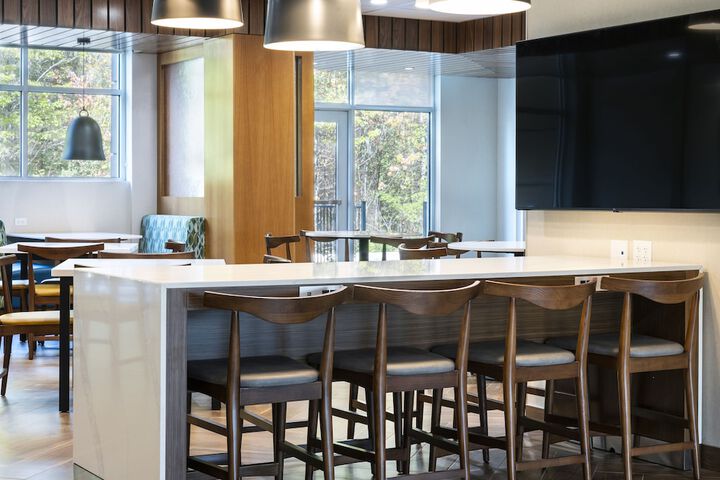 Breakfast/Coffee Service 40 of 58