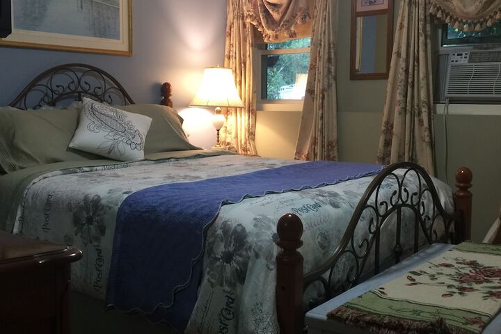 Room 6 of 101