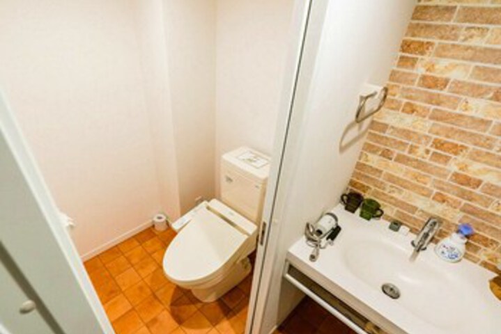 Room 8 of 41
