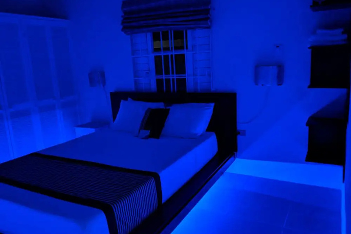 Room 2 of 22