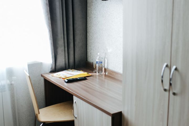 Room 32 of 60