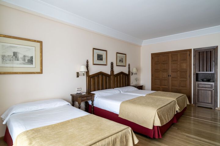 Room 5 of 35