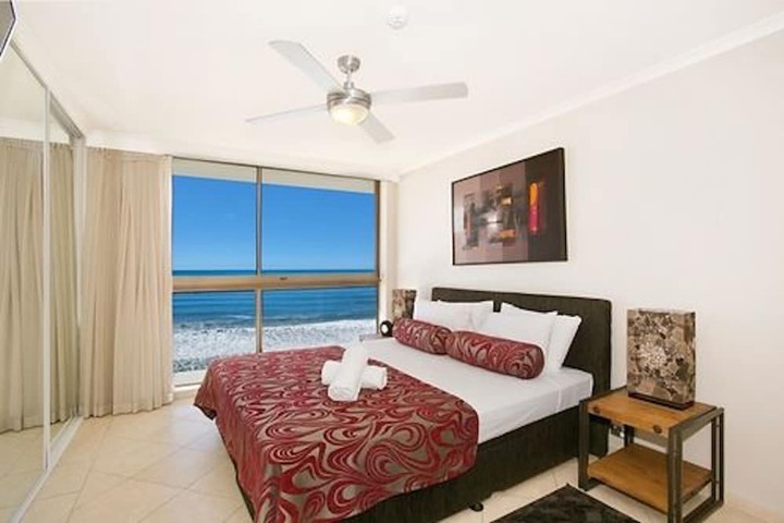 Room 3 of 48