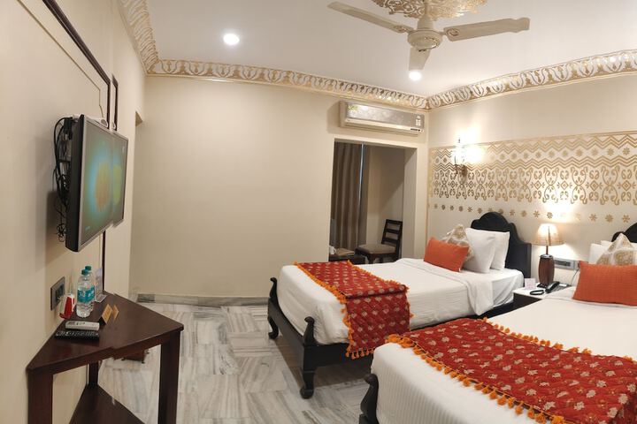 Room 4 of 59