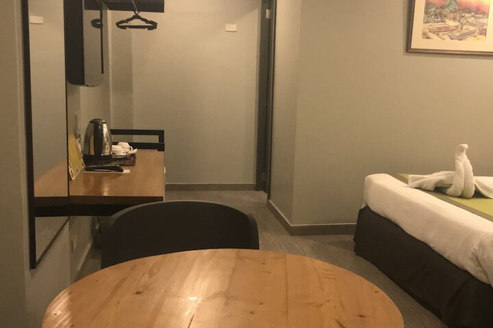 Room 12 of 41
