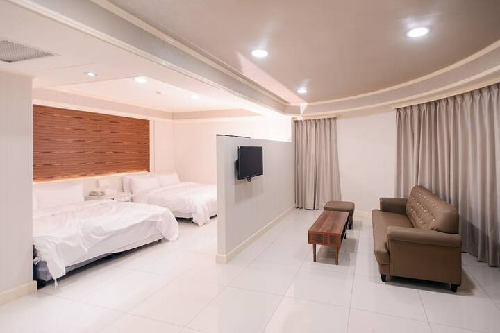 Room 38 of 67