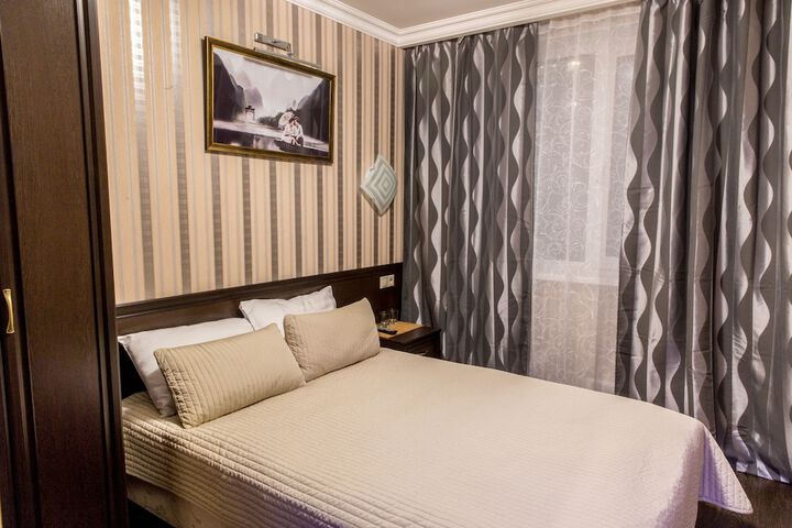 Room 14 of 21