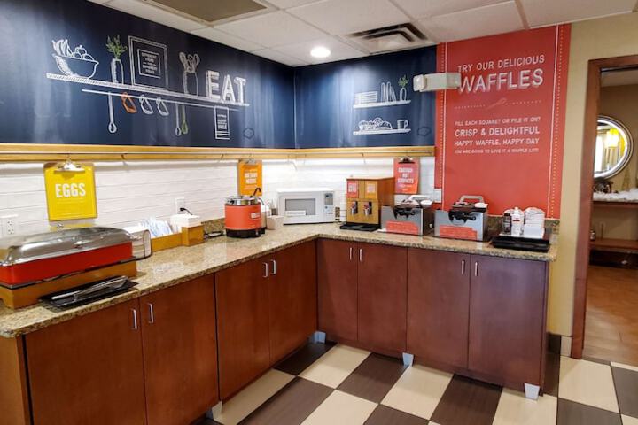 Breakfast area