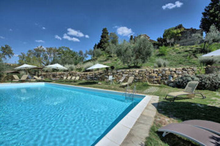 Pool 34 of 41