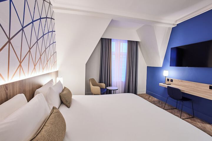Room 18 of 59
