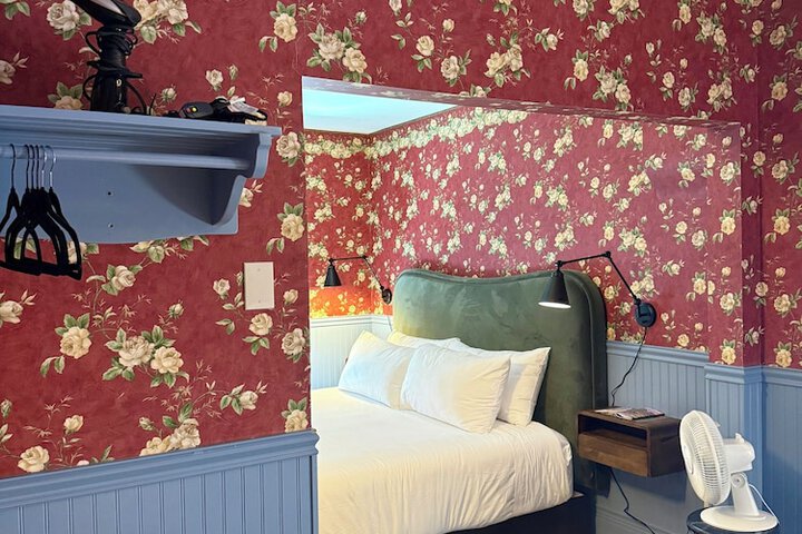 Room 38 of 57