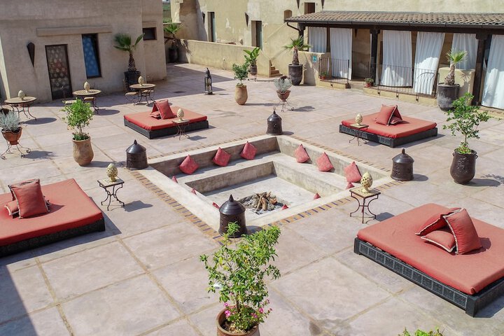 Hotel Exterior 60 of 70
