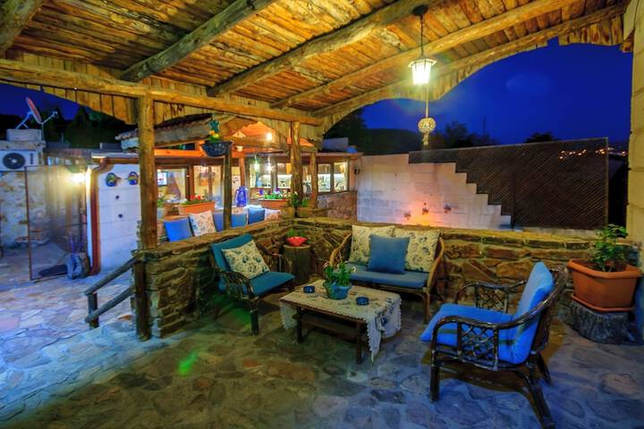 Terrace/Patio 24 of 38
