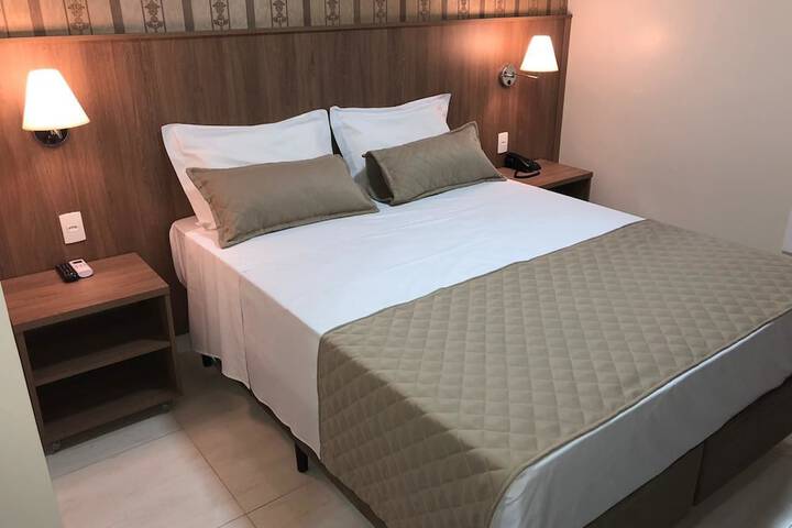Room 6 of 34