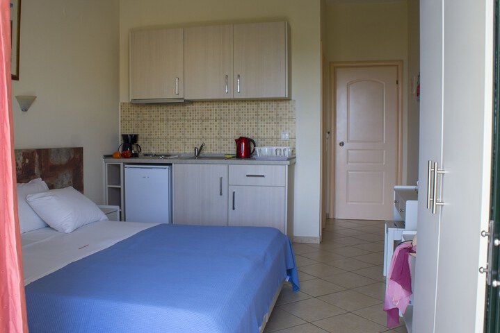 Room 19 of 74