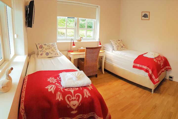 Room 30 of 53