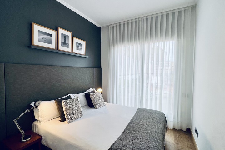 Room 14 of 65