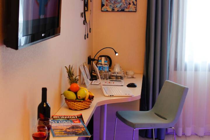 Room 15 of 29