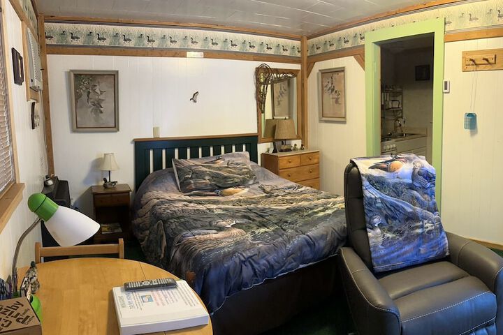 Room 12 of 36