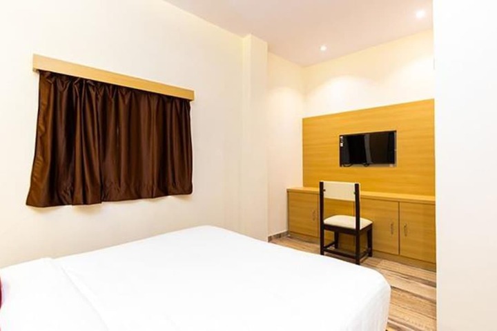 Room 14 of 21