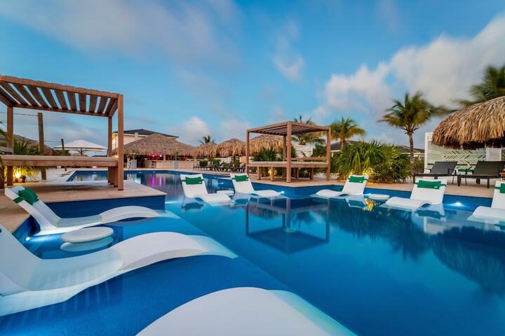 Pool 76 of 114
