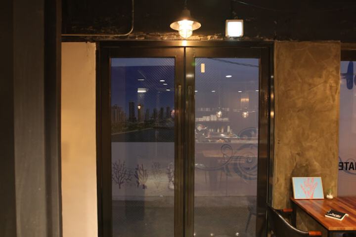 Hotel 2 of 156