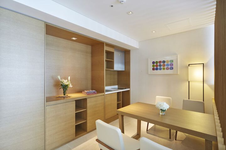 Room amenity