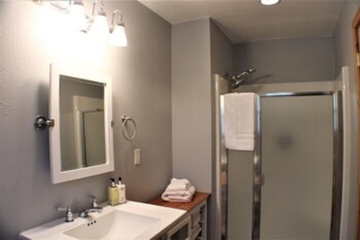 Room 10 of 46