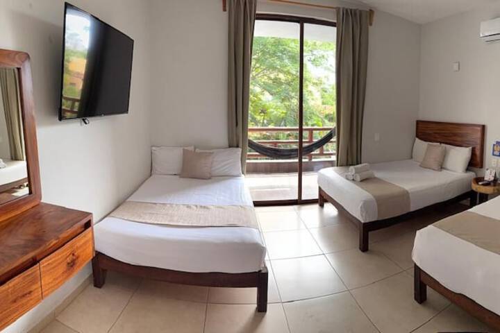 Room 12 of 24