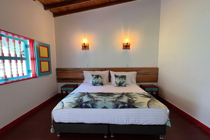 Room 10 of 81