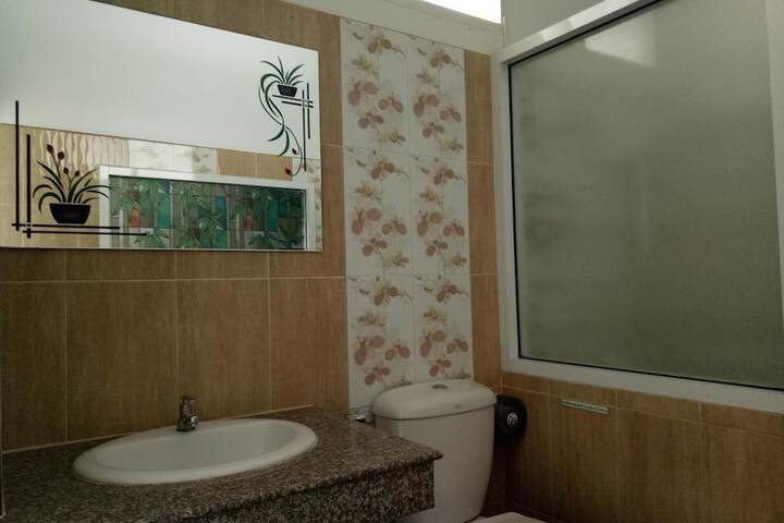 Room 15 of 28
