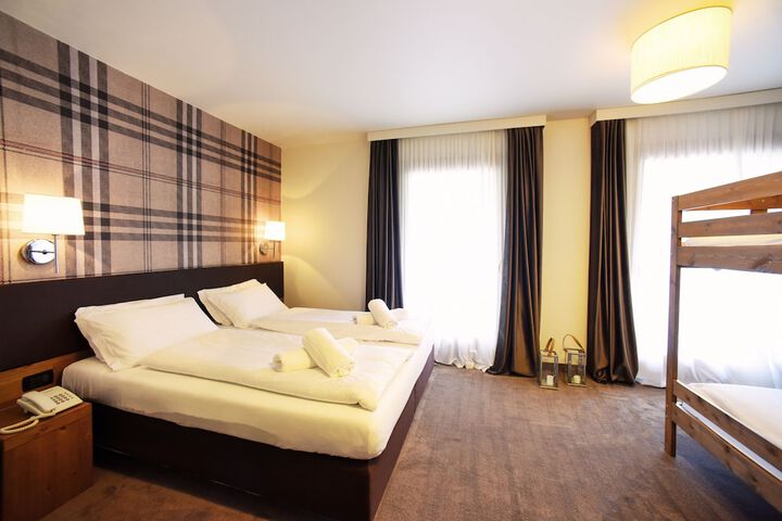 Room 20 of 48
