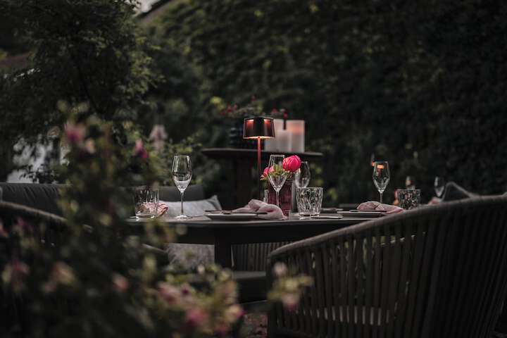 Dining 23 of 33