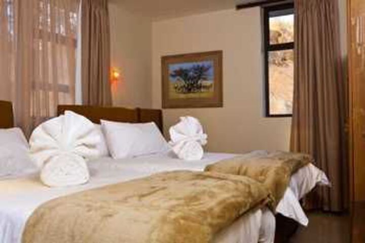 Room 2 of 6