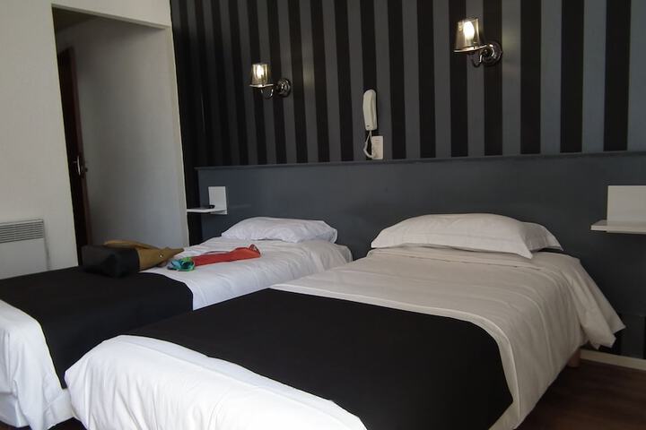 Room 9 of 52