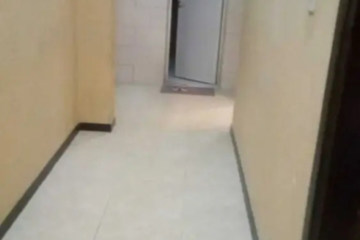 Room 11 of 13