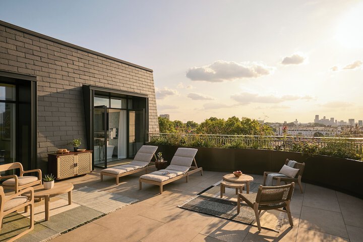 Terrace/Patio 42 of 77