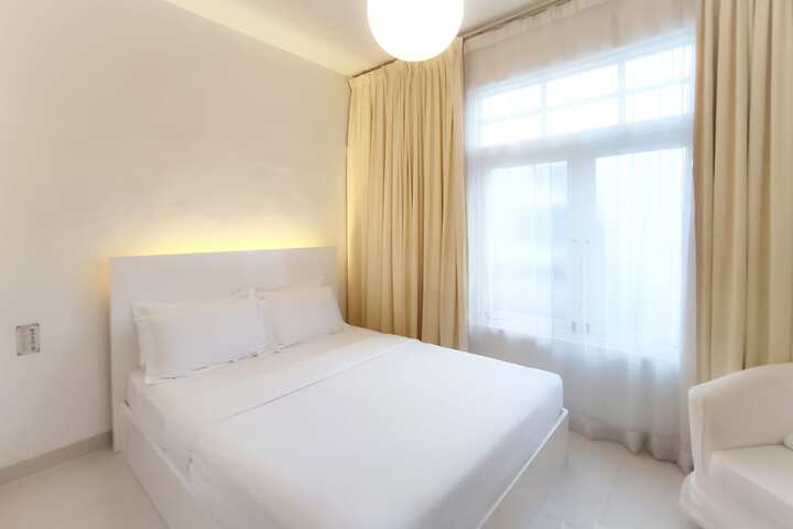 Room 17 of 36