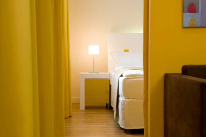 Room 15 of 82