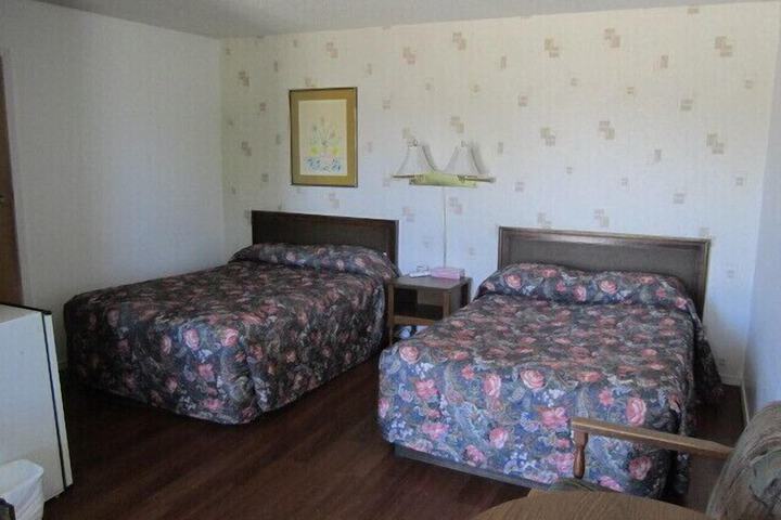 Room 6 of 15