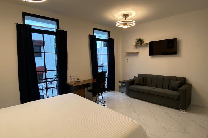 Room 19 of 32