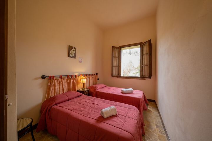 Room 10 of 51