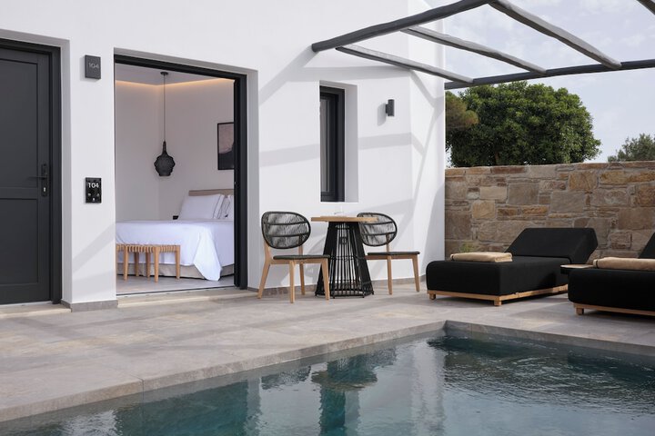 Terrace/Patio 42 of 98