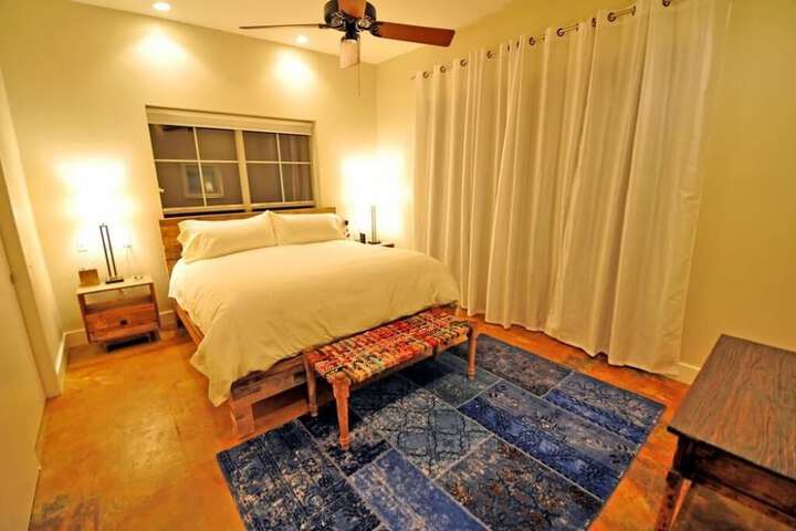 Room 12 of 278